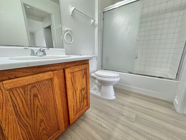 Building Photo - MOVE IN SPECIAL WITH THIS STUNNING 2 BEDRO...