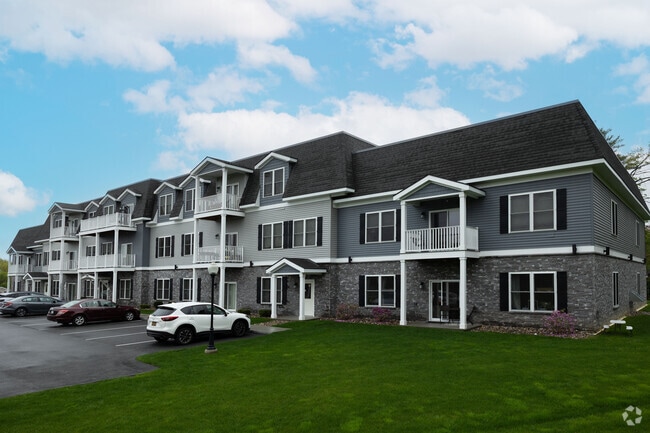 Building Photo - Nott’s Landing West