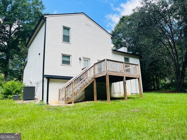 Building Photo - 28 Bowers Dr