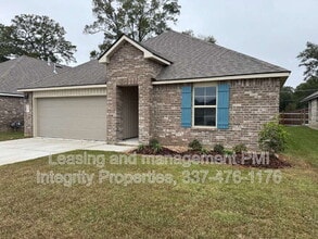 Building Photo - 325 White Pine Dr