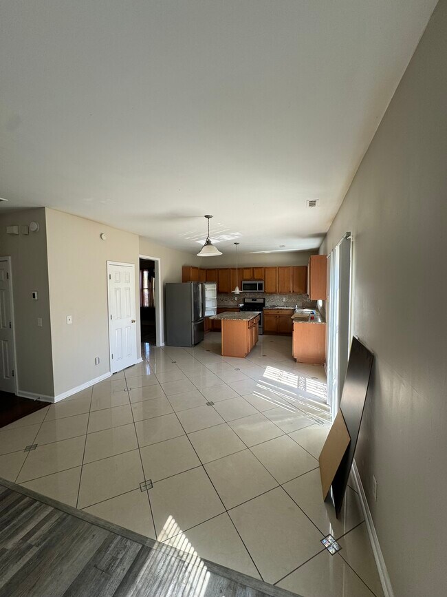 Building Photo - 77 Stallion Way