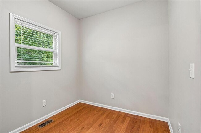 Building Photo - 355 Morgans Creek Ct NW