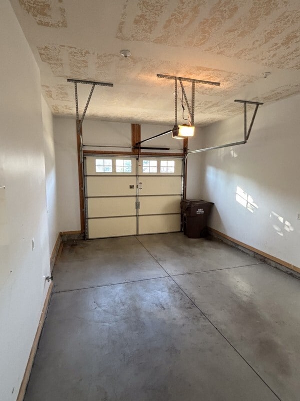 Building Photo - 4510 Stone Creek Rd