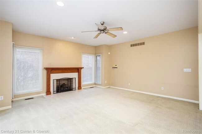 Building Photo - 42104 Echo Forest Dr