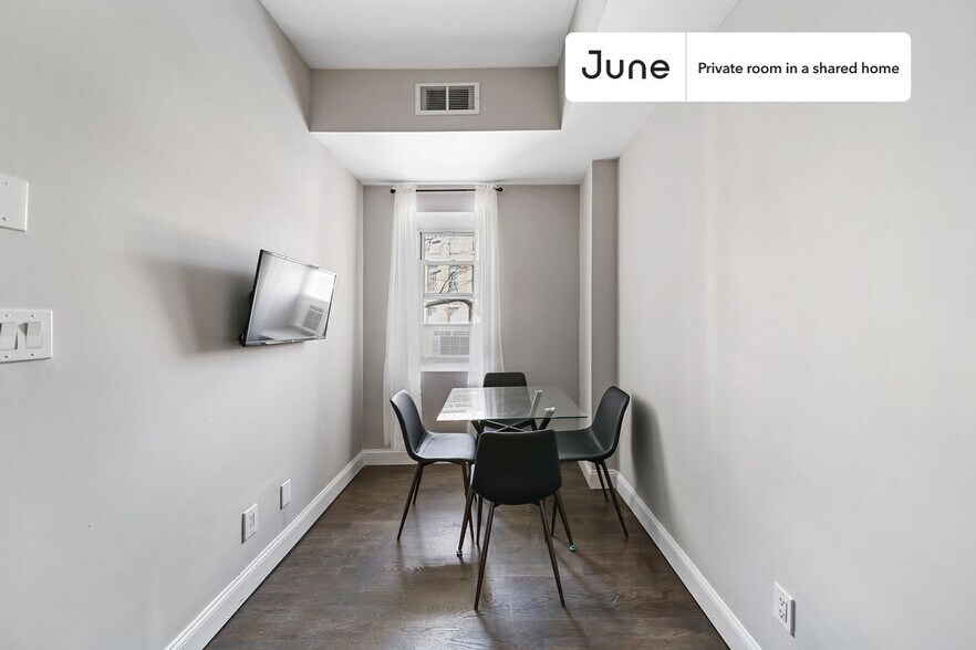 Building Photo - Room in Shared 4 bed/2 bath home