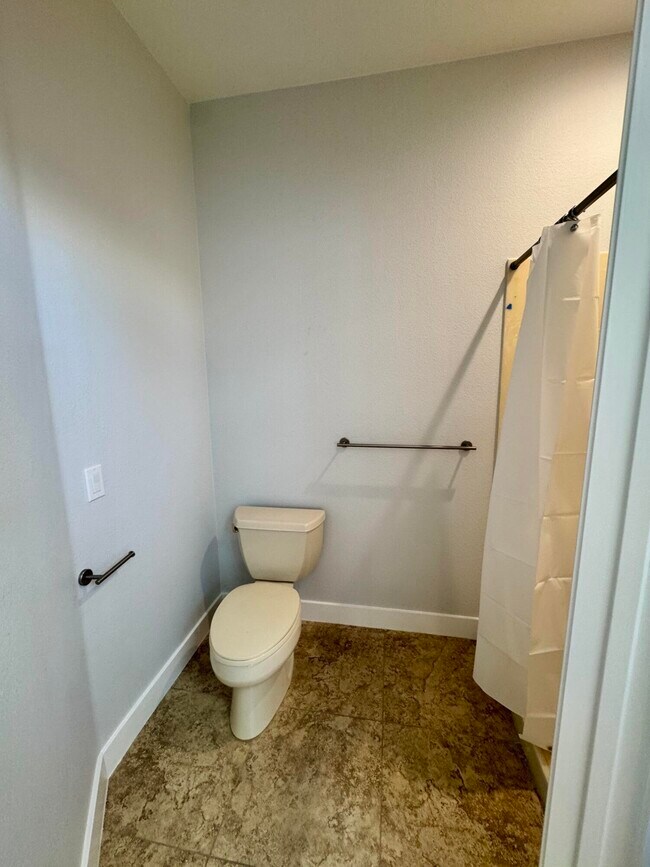 Building Photo - 79130 Ocotillo Dr