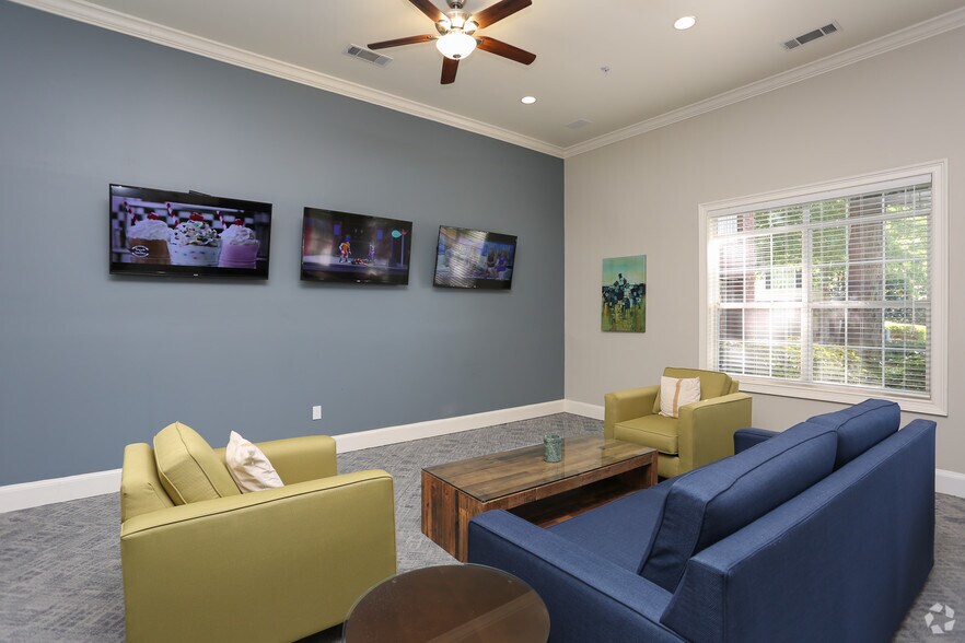 The Adair Apartments Sandy Springs Ga Apartment Finder