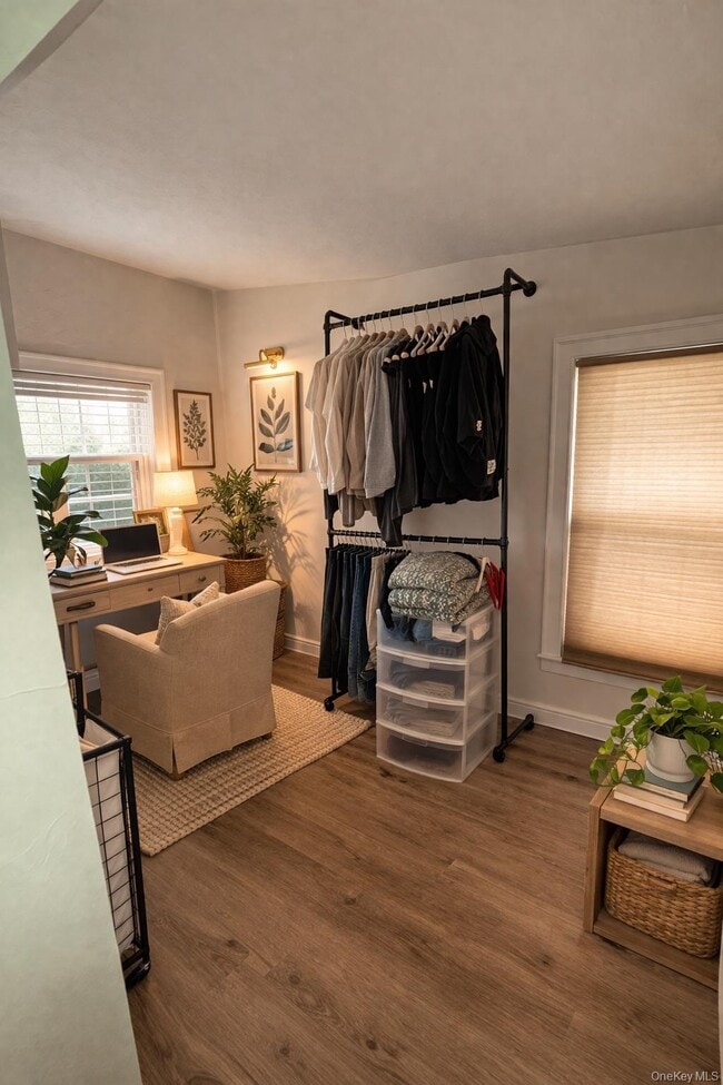 Building Photo - 156 N Clinton St