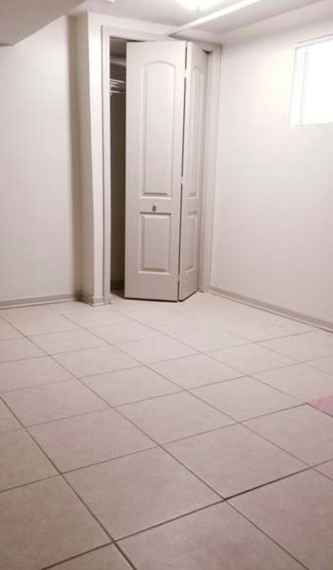 Building Photo - 3332 S 60th Ct