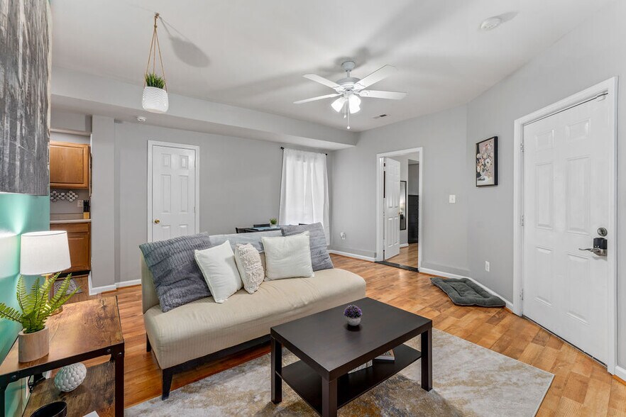 Building Photo - 915 Lafayette Blvd