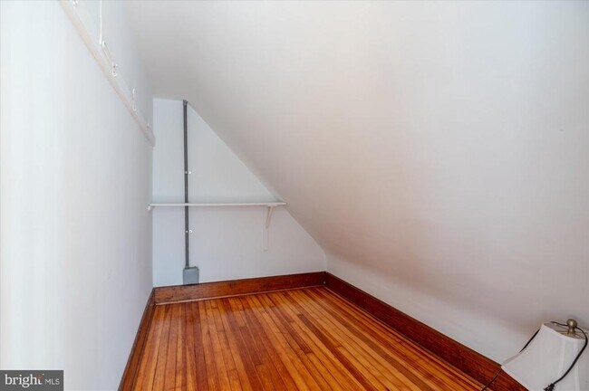 Building Photo - 1431 N Fillmore St