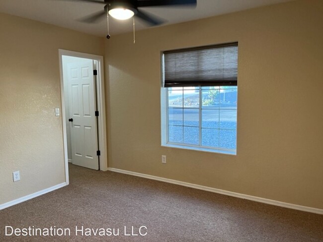 Building Photo - 3 br, 2 bath House - 3240 Medicine Bow Drive