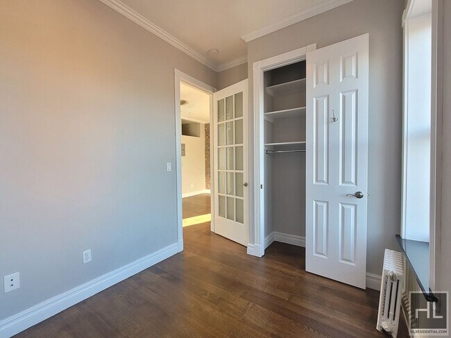 Building Photo - East 3rd Street