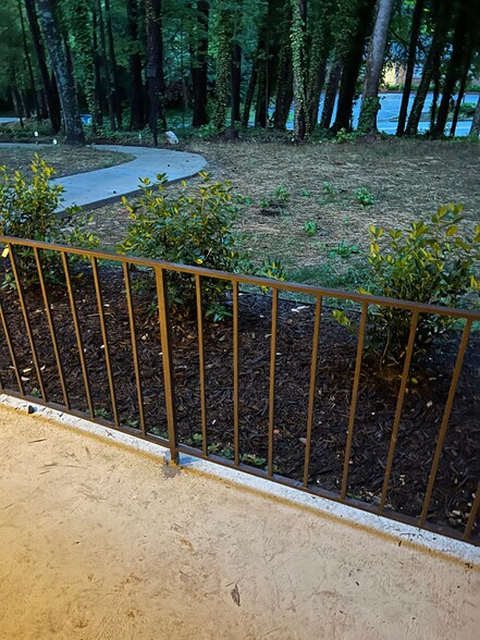 Building Photo - 116 Engleman Ave