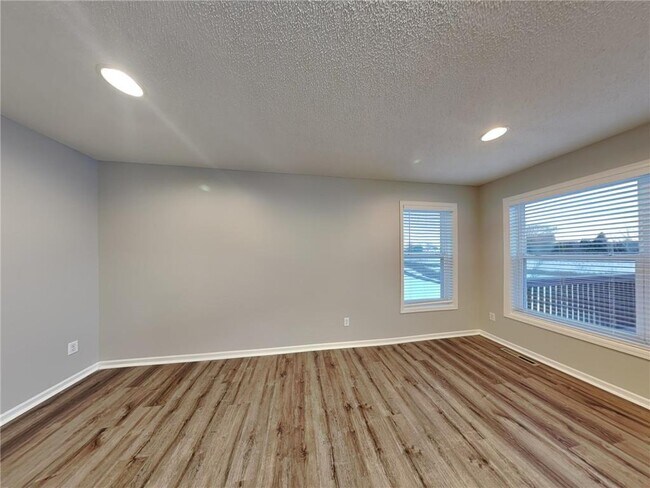 Building Photo - 10065 42nd St NE