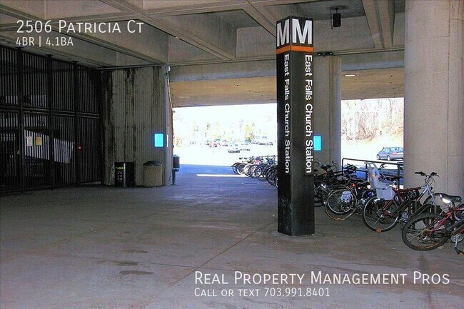 Building Photo - 2506 Patricia Ct