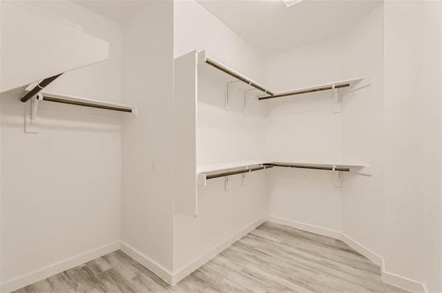 Building Photo - 1325 Creekbank Dr