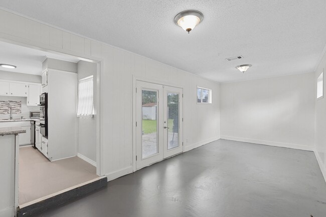 Building Photo - 3606 Wentworth St