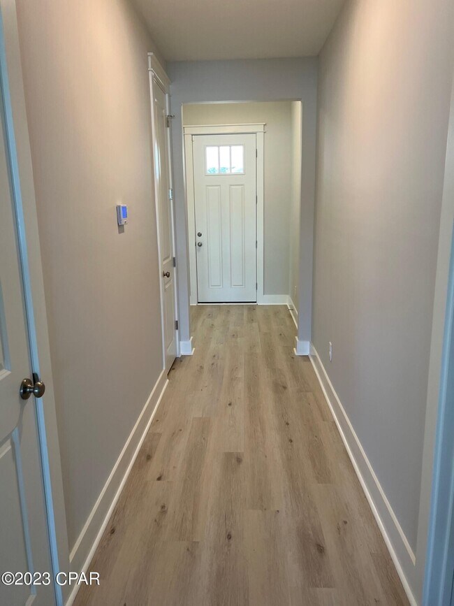 Building Photo - 1096 Harrison Byu Dr