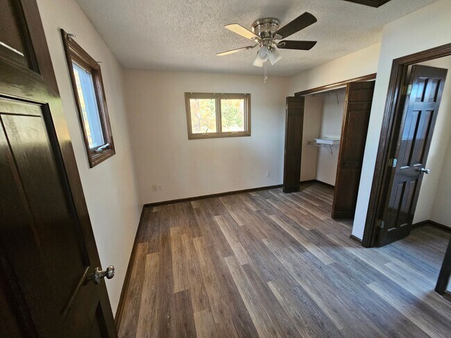 Building Photo - 7692 Windward Point Dr