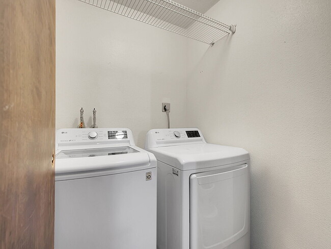 Building Photo - $1,545.95, 2-bed, 2-bath located in Denver with $500 OFF FIRST MONTH'S RENT!