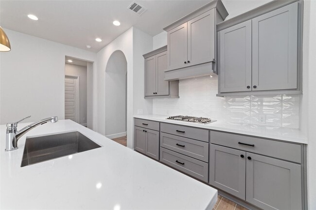 Building Photo - 624 Cape Capri Dr