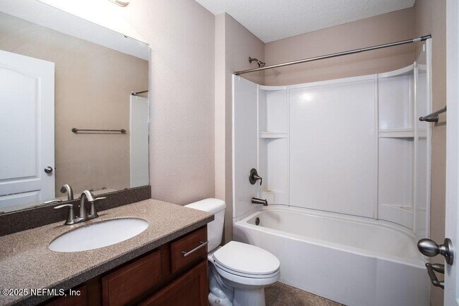 Building Photo - 3880 Great Falls Loop