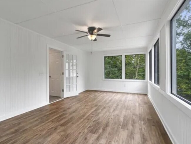 Building Photo - 2260 Pilgrim Mill Rd