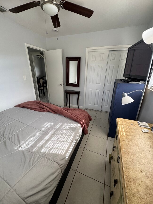 Building Photo - 17472 SW 105th Ave