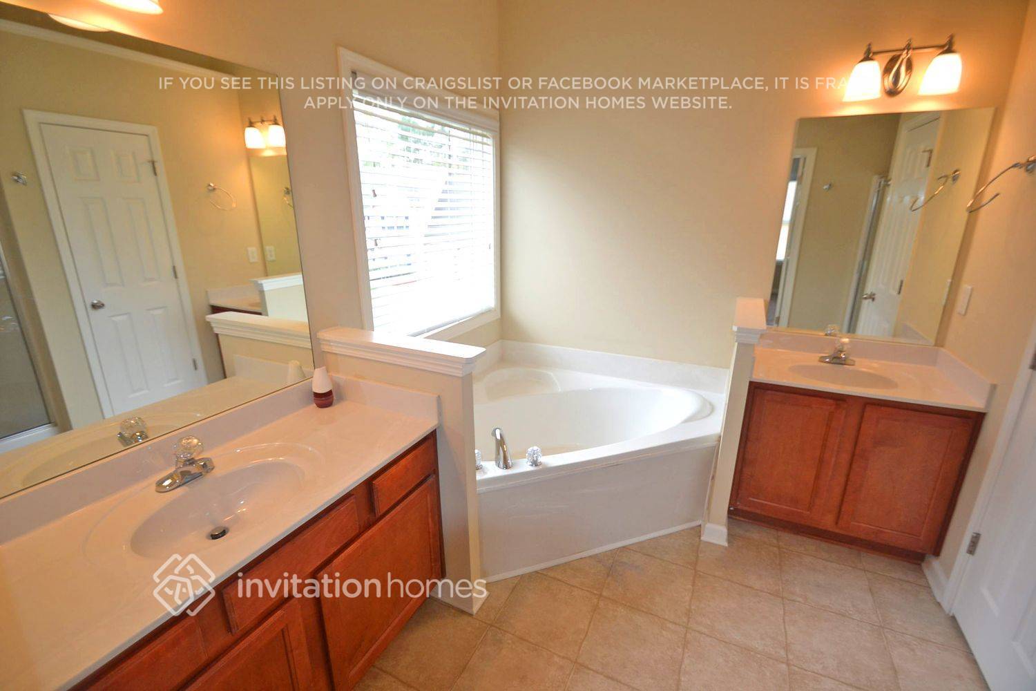 Building Photo - 1083 Gather Dr