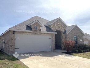 Building Photo - 608 Nexus Dr