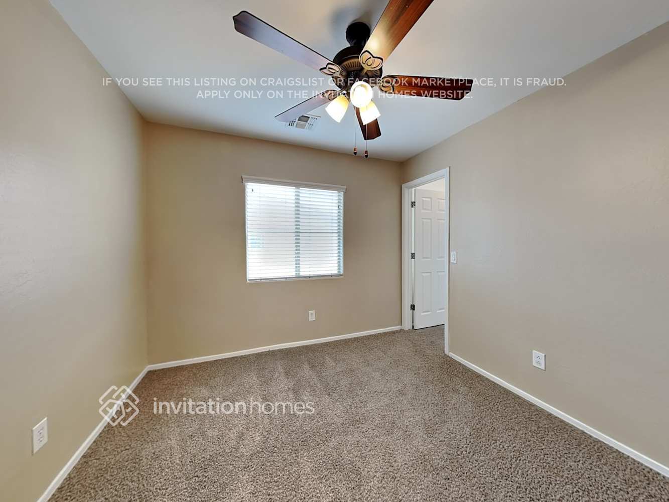 Building Photo - 4648 E Laurel Ave