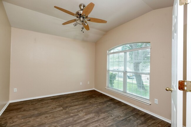 Building Photo - 3353 Rod Carew Dr