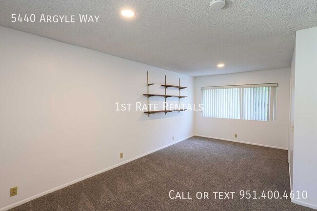 Building Photo - 5440 Argyle Way