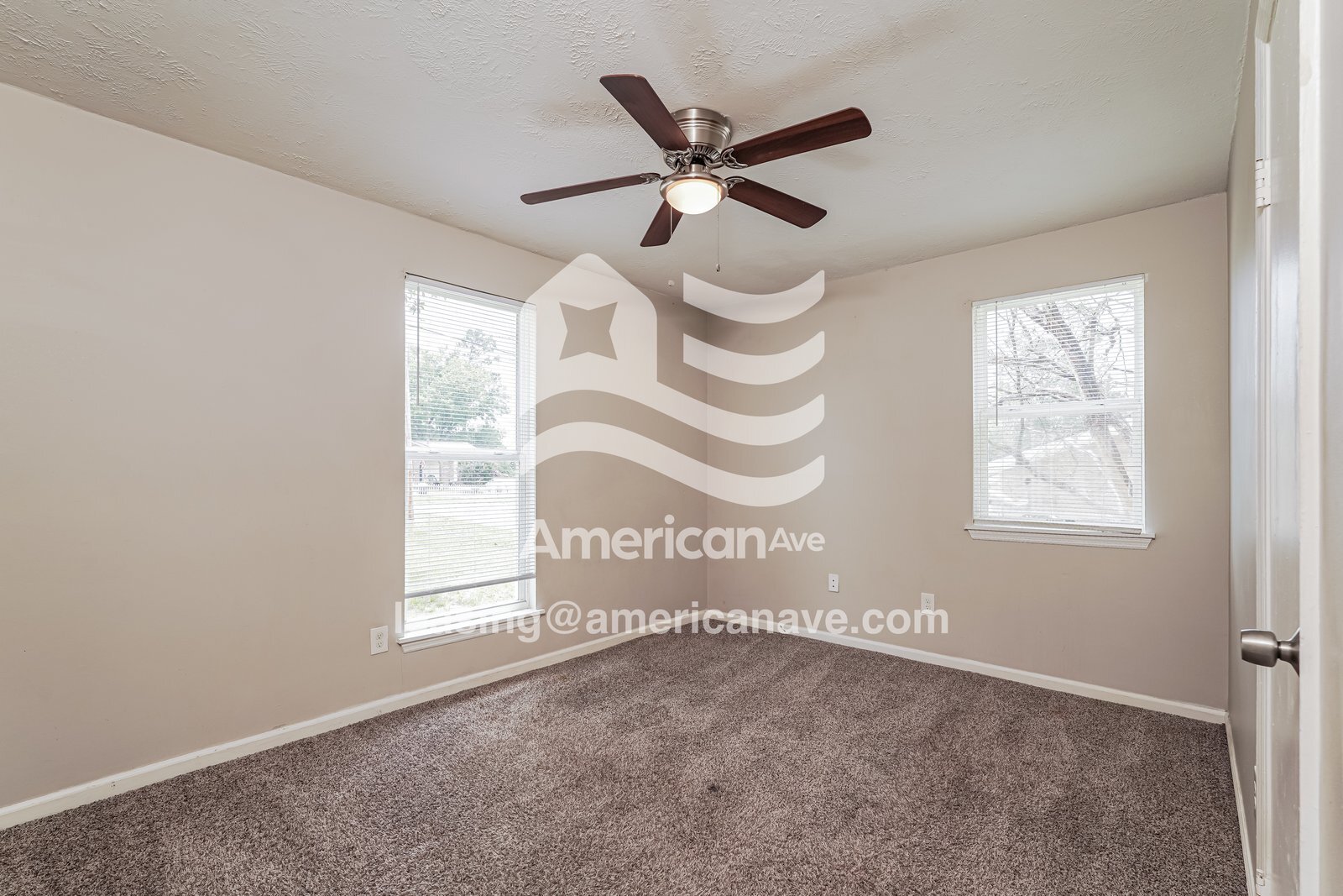 Building Photo - 4227 Cap Chat St