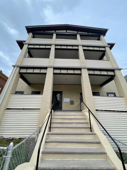 Building Photo - 18 Fenwick St