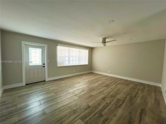 Building Photo - 5032 SW 94th Ave