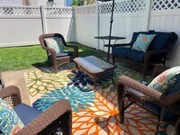 Building Photo - 216 Main St