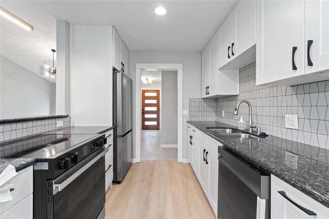 Building Photo - 12214 Braewick Dr