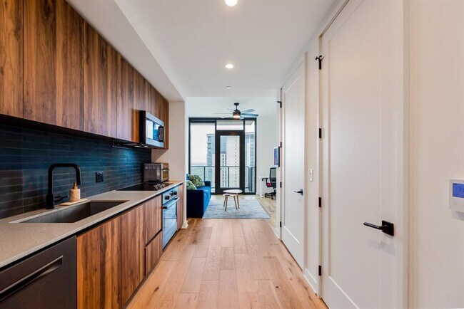 Building Photo - 84 Northeast Dr