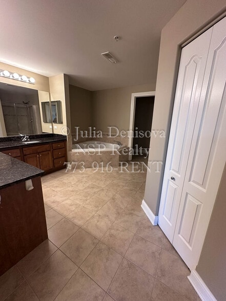 Building Photo - 1 Itasca Pl