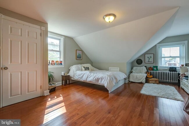 Building Photo - 231 Edgemont Ave