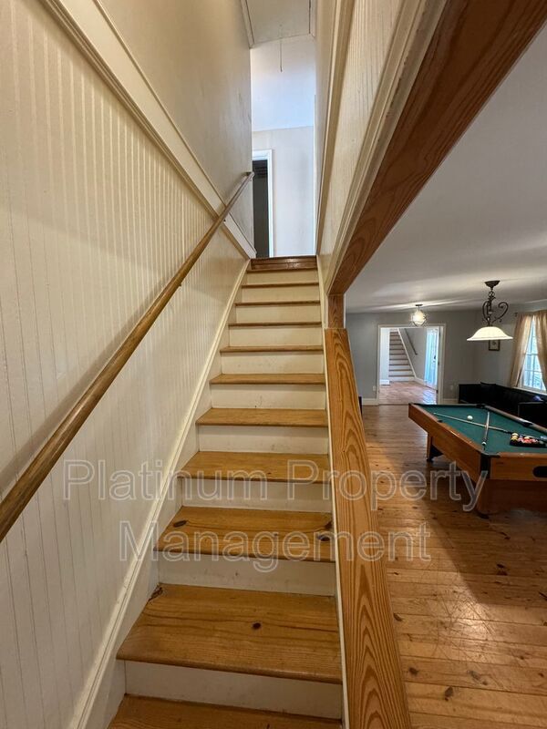 Building Photo - 971 Mountain Cove Rd