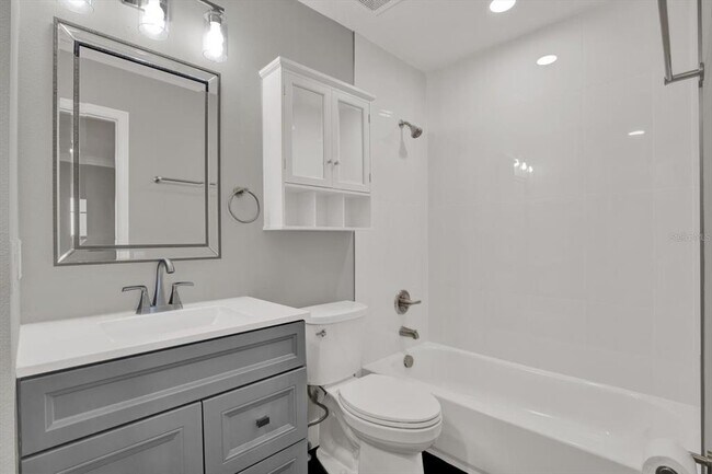 Building Photo - 622 Yardarm Dr