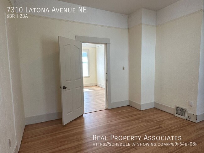 Building Photo - 7310 Latona Ave NE