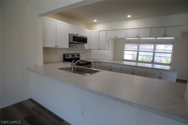 Building Photo - 4012 Coronado Pkwy