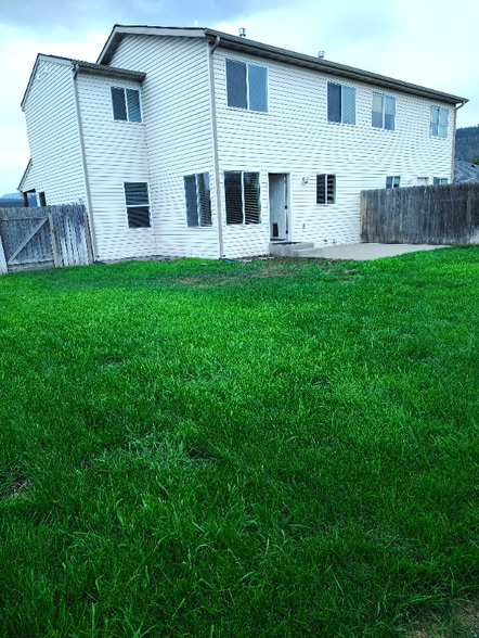 Building Photo - 2325 Merganser Dr
