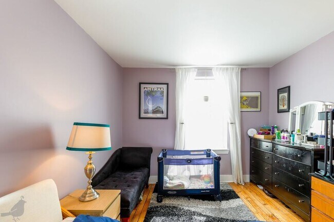 Building Photo - 420 16th St SE