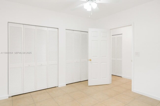 Building Photo - 2516 Lincoln St