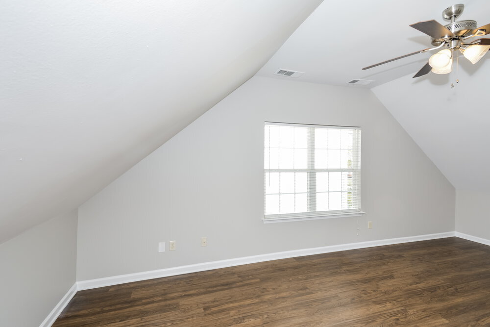 Building Photo - 7879 Rainey Dr